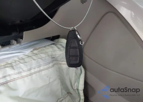 2015 Ford C-Max Hybrid Sel z USA, uszkodzony, nr VIN 1FADP5BU5FL110503